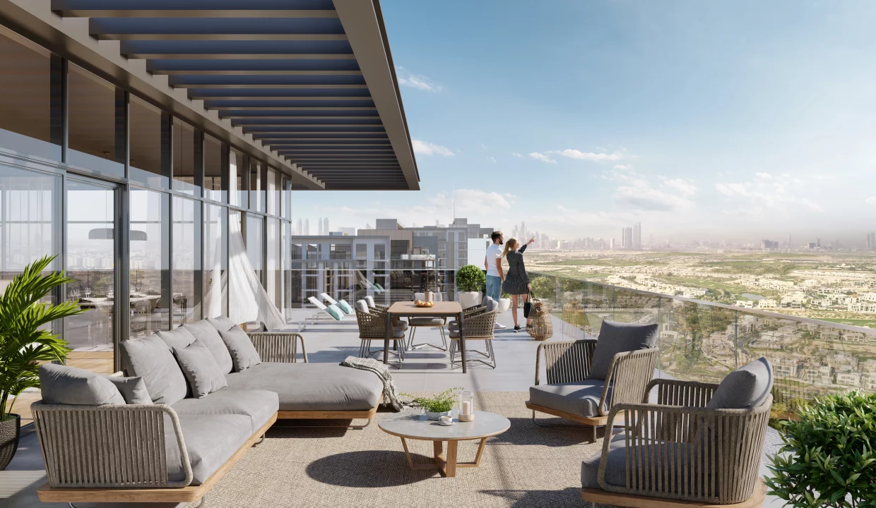 Ellington House III - balcony view with people