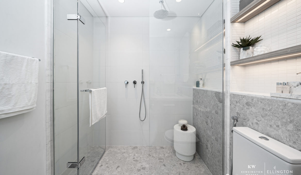 Kensington Waters_Show_Apartment-Bathroom